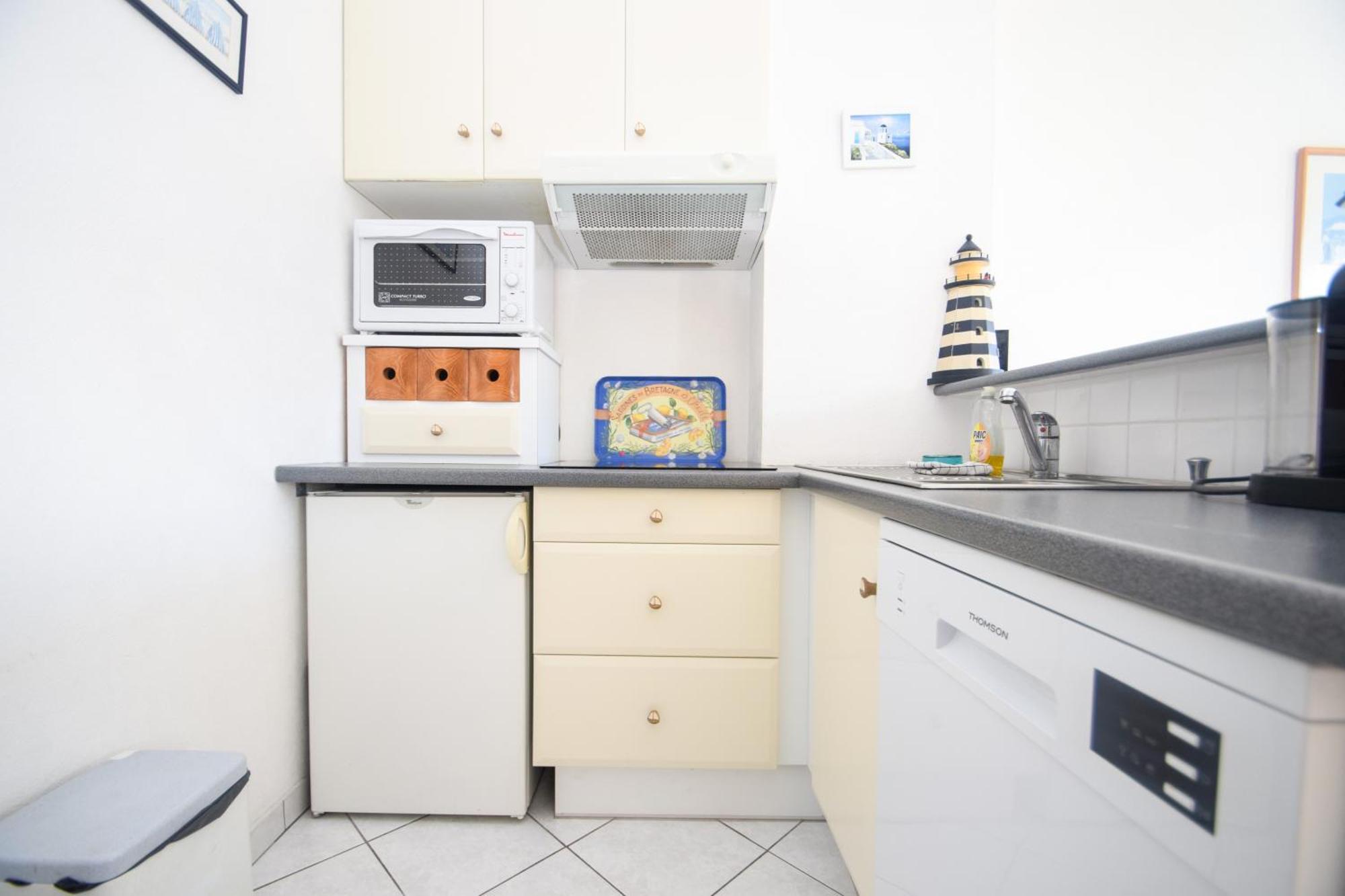 Appt 2 Pieces Confort 3 Pers Au Pied De La Plage Vacances Sans Voiture Динар Экстерьер фото